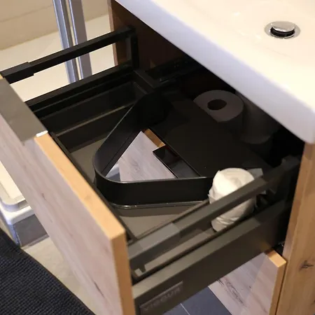 Neu Saniertes Ferienhaus - 3 Schlafzimmer - Aussenbereich Koblenz  Buitenkant foto